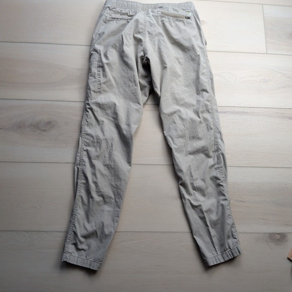 Vuori Climber Pants Mens S Beige Hiking Ripstop Outdoor Stretch Zip Pockets V412 - Picture 4 of 11